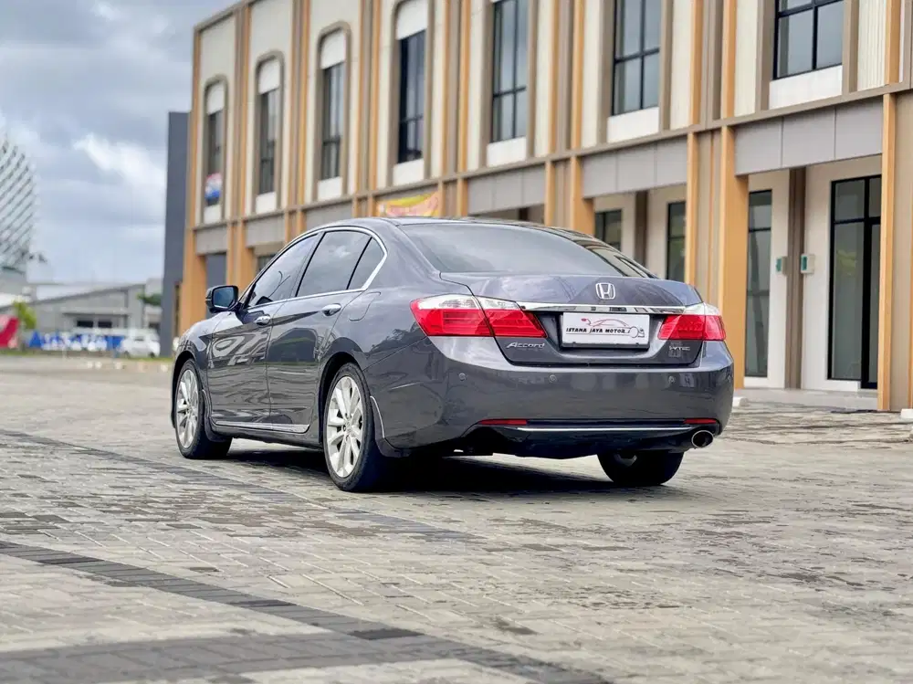 Honda Accord 2013 Bensin