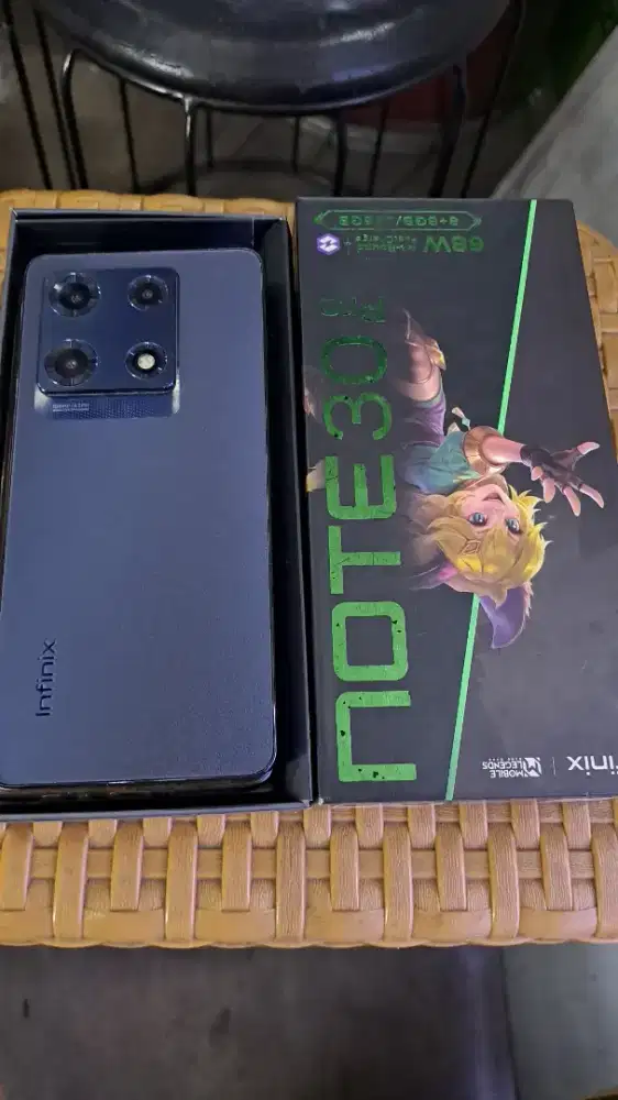 INFINIX NOTE 30 Pro
