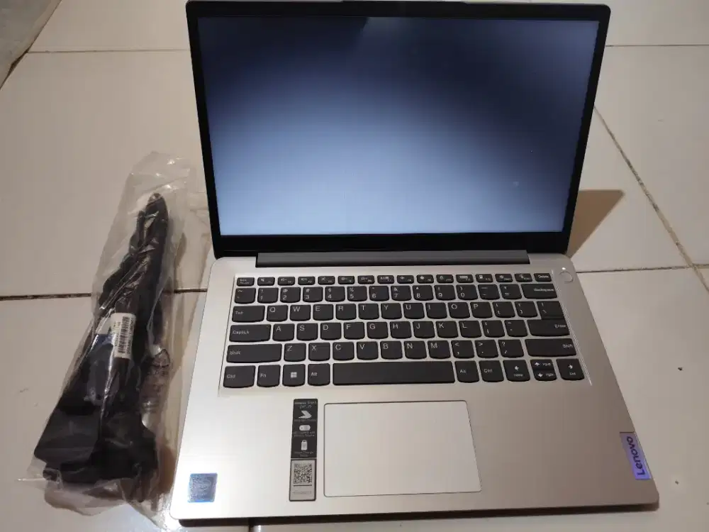 Laptop Lenovo Ideapad Slim 1 Intel N4020