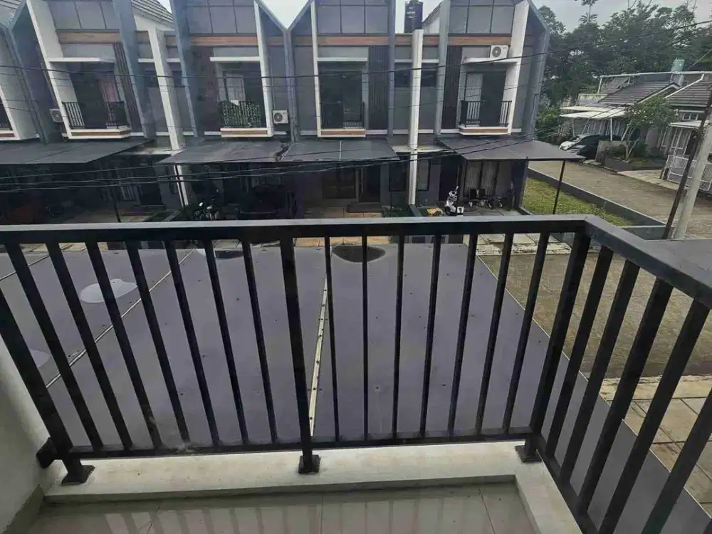 rumah 2 lantai full furnish dijual murah banget