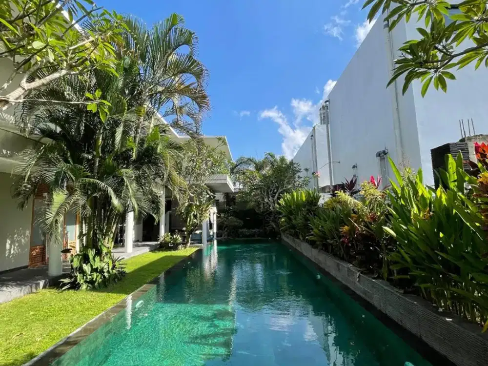 FOR RENT VILLA BIG GARDEN BIG POOL GOOD LOCATION NEAR BEACH DI CANGGU