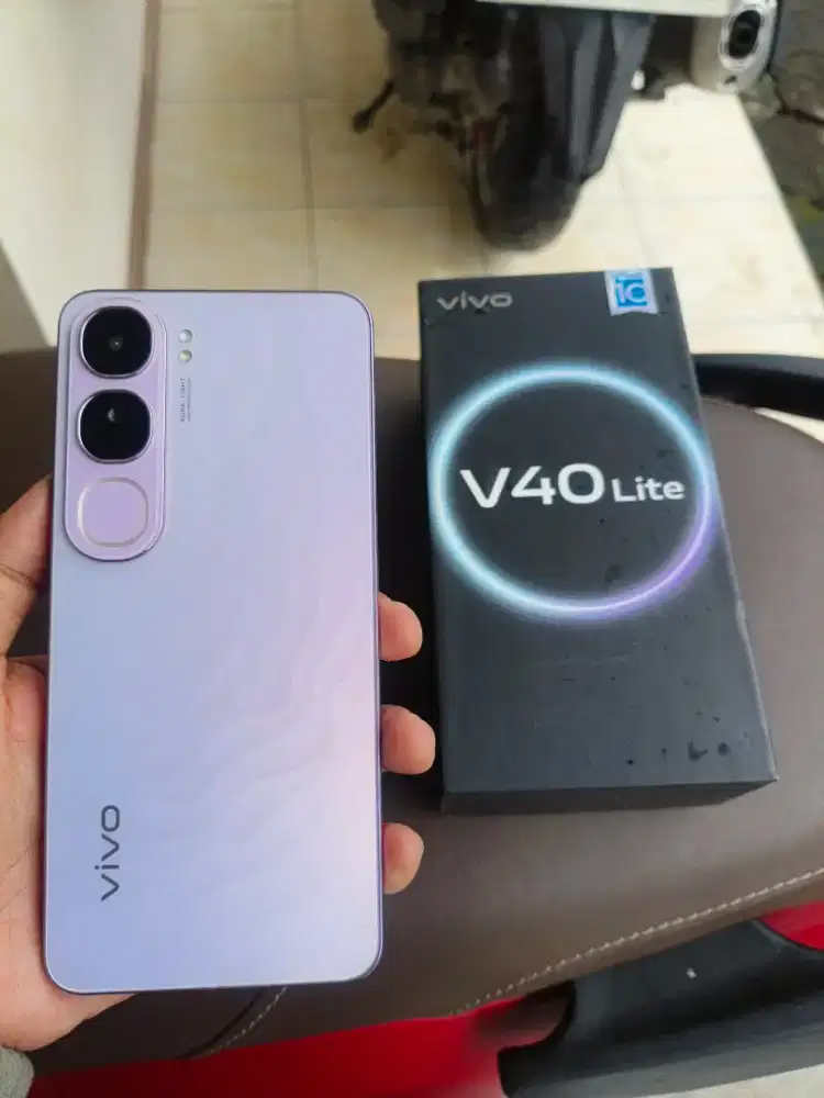 VIVO V40 LITE RAM 8/256 GB