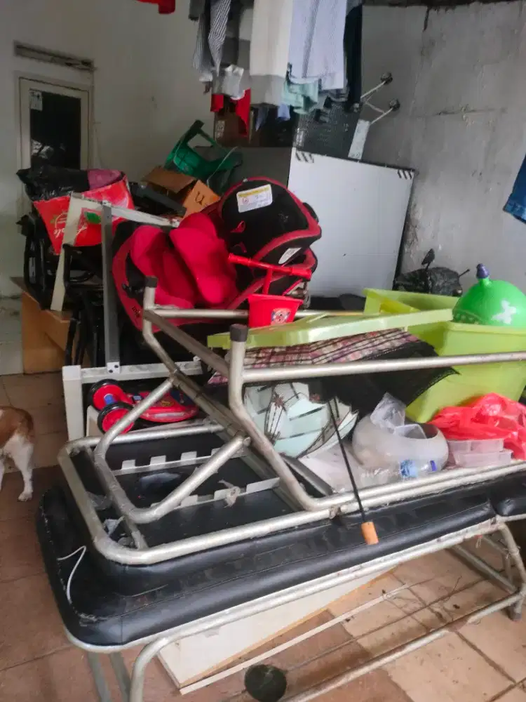 Dijual perlengkapan bekas pijat