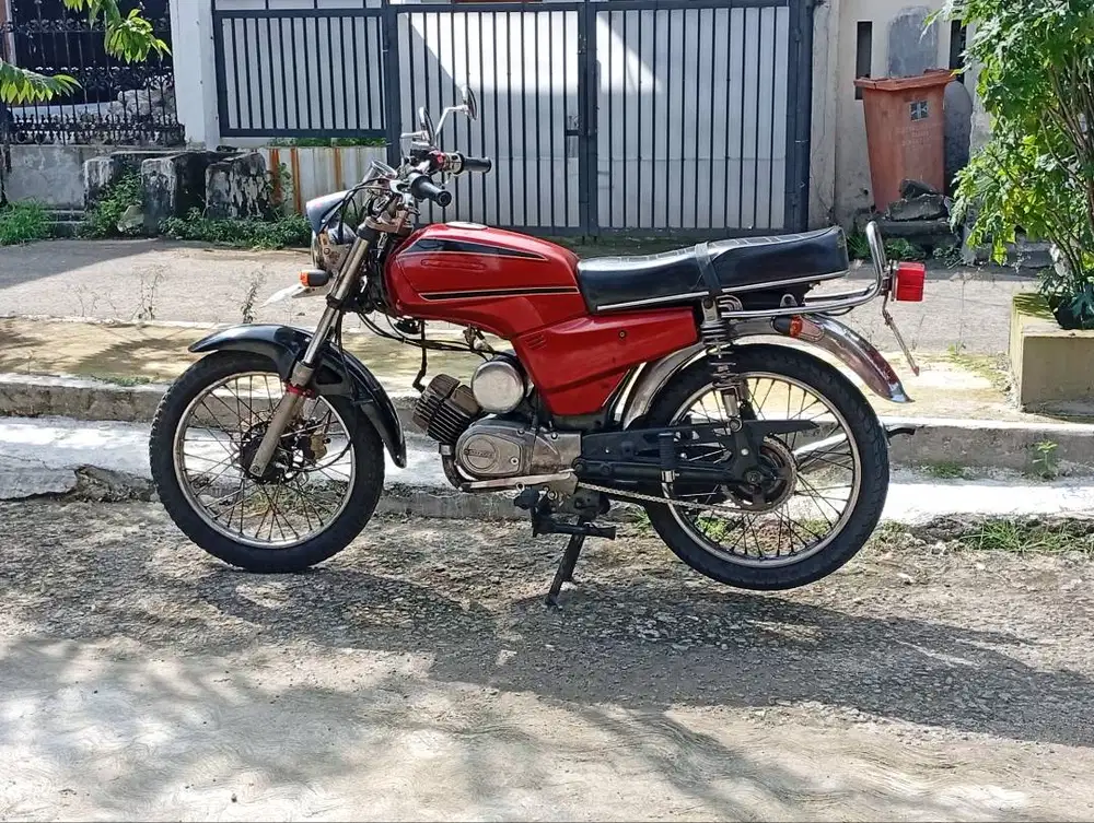 Suzuki A100 generasi 10 tahun 1991 (A100X)