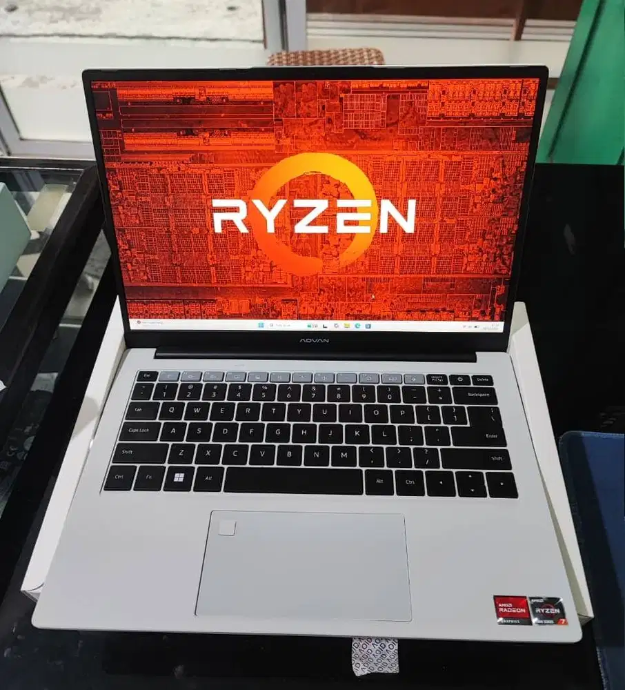 ADVAN Work Plus Ryzen 7-7735HS RAM 16GB SSD 512GB NVMe BNOB 2 bulan