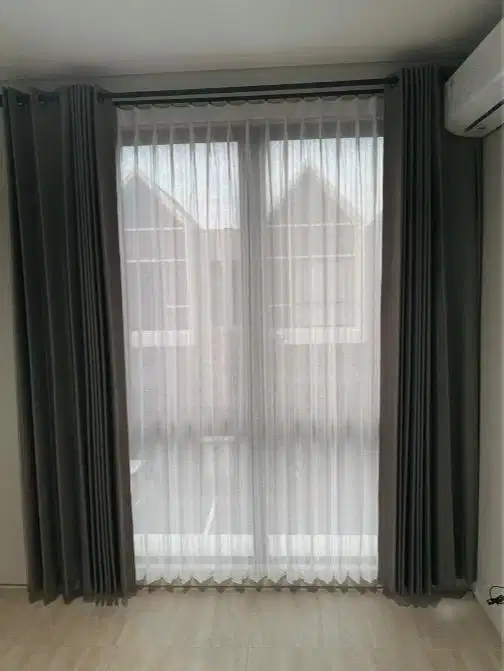 Gorden Berkualitas Blackout Polos