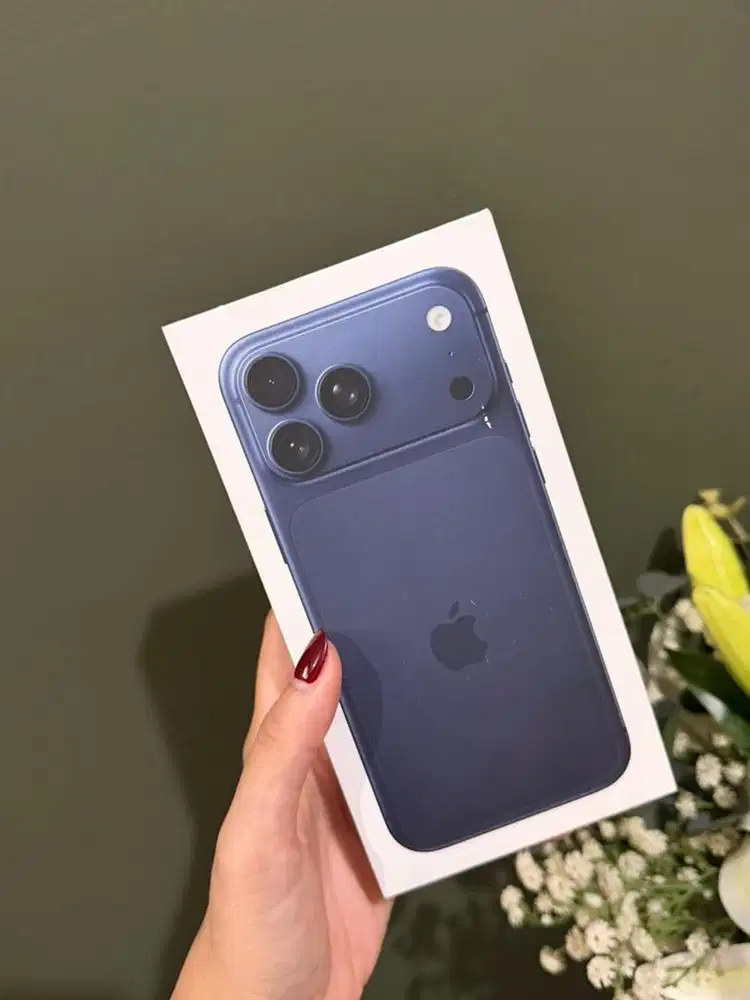 iPhone 17 pro max new iBox deep blue 256gb