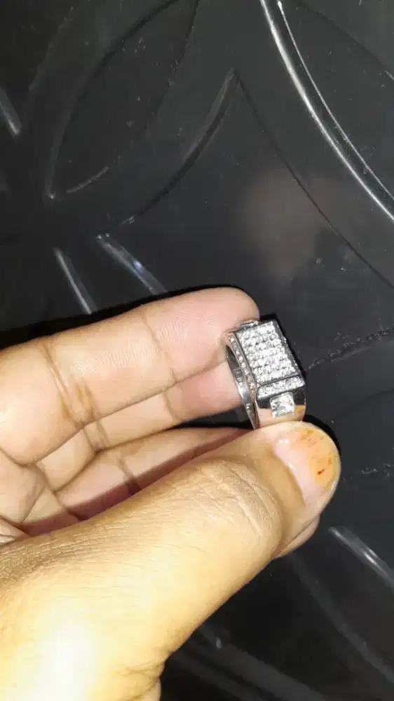 Jual murah permata tabur mossainite ring size 8 perak mikroseting