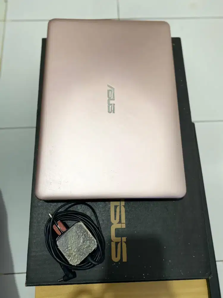 Jual laptop Asus X441M