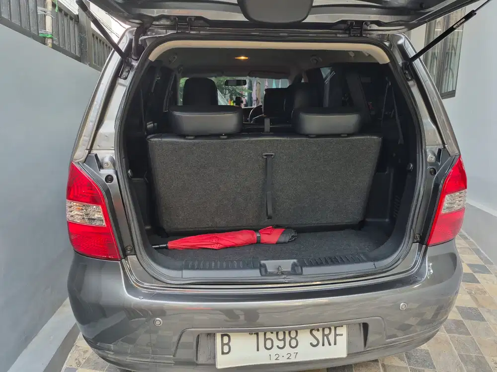 Nissan Grand livina 2012 Bensin