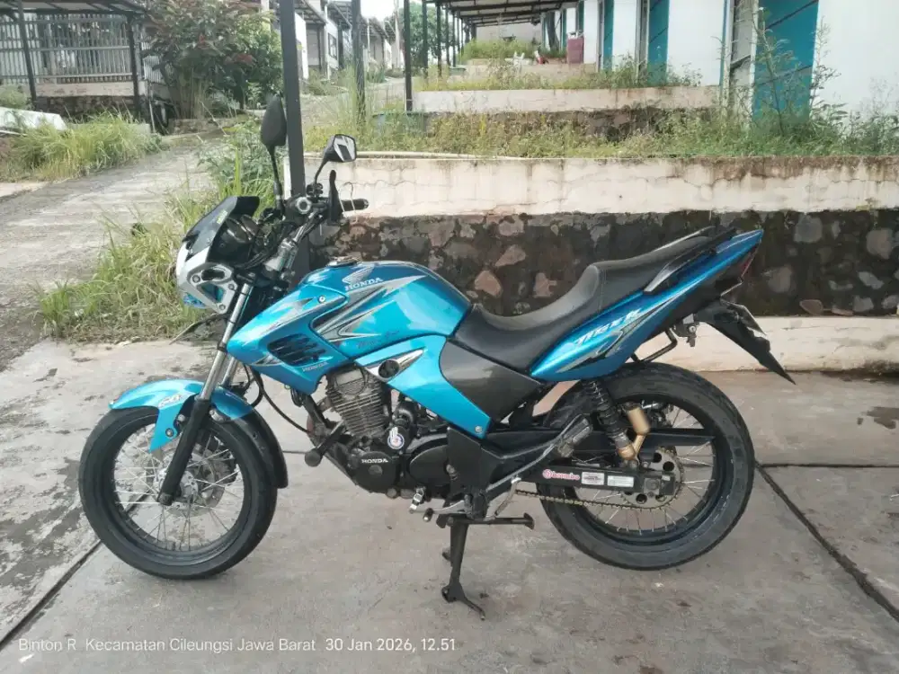 Tiger Revo 2007 asli biru