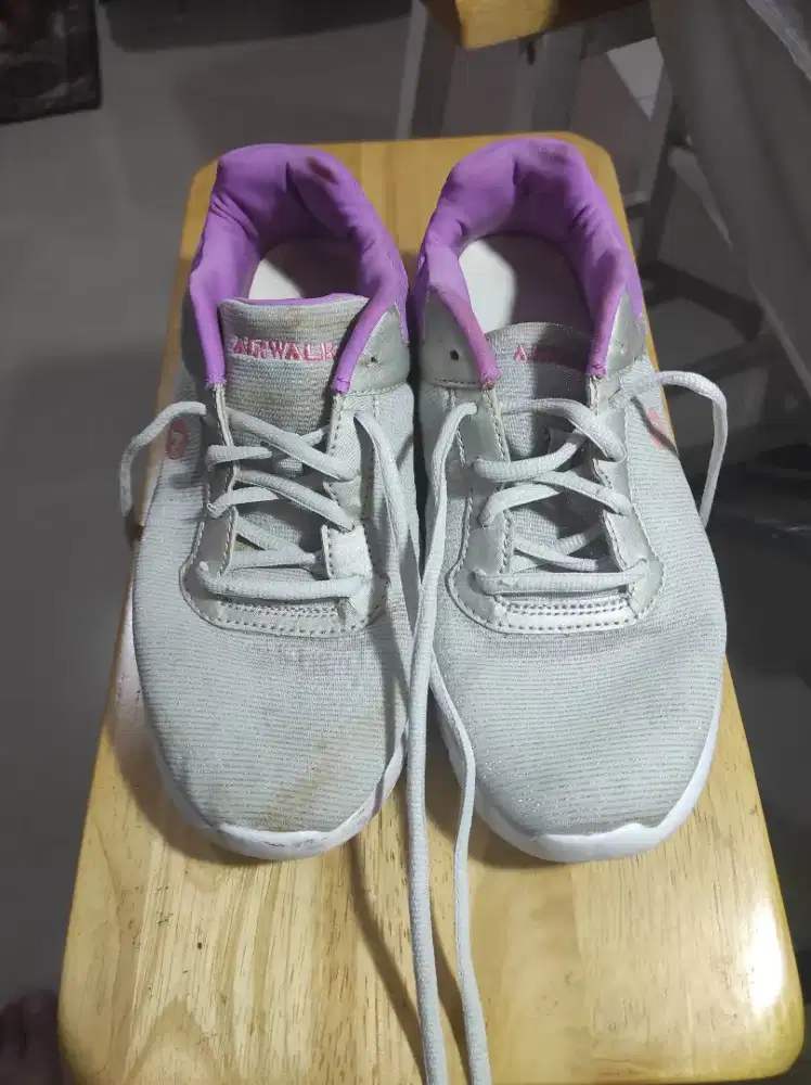 Sepatu merk Airwalk Ori ukuran 39