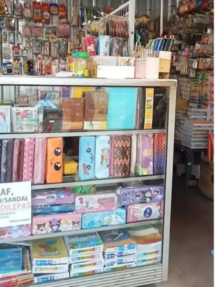 Dibutuhkan karyawati untuk toko fotocopy & ATK