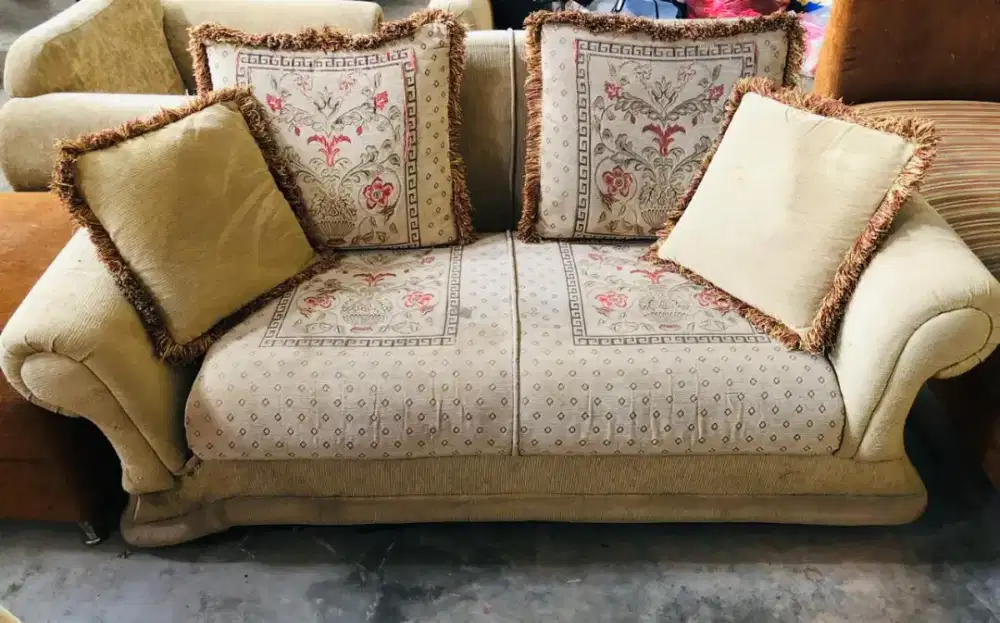 Set sofa minimalis elegan