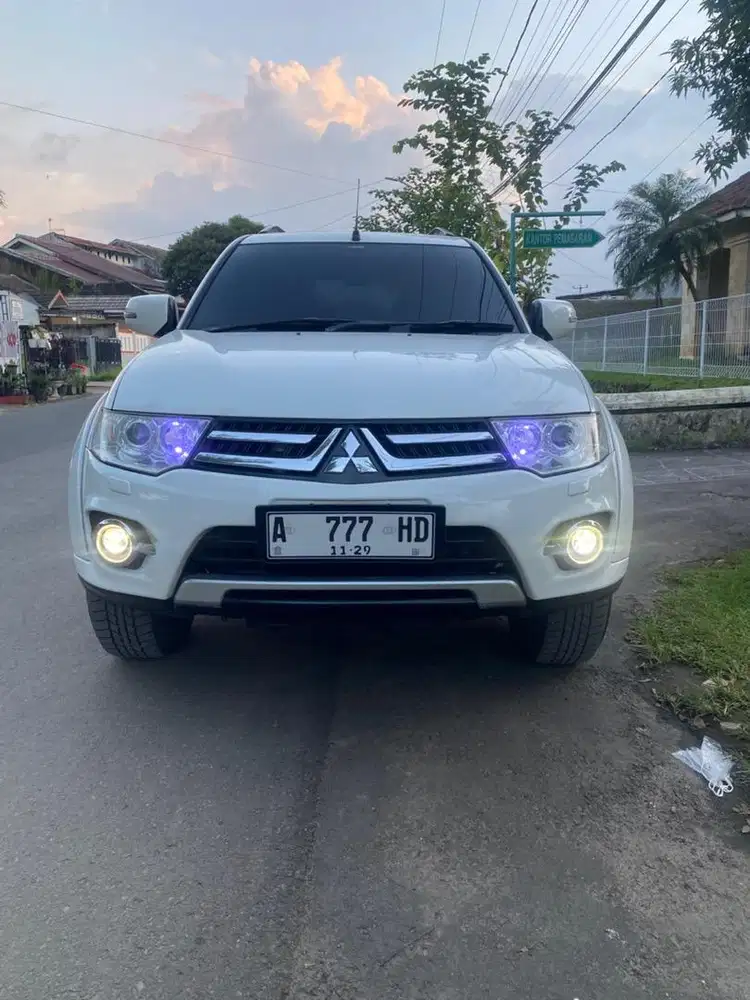 PAJERO SPORT V6 4x2 AT 2014