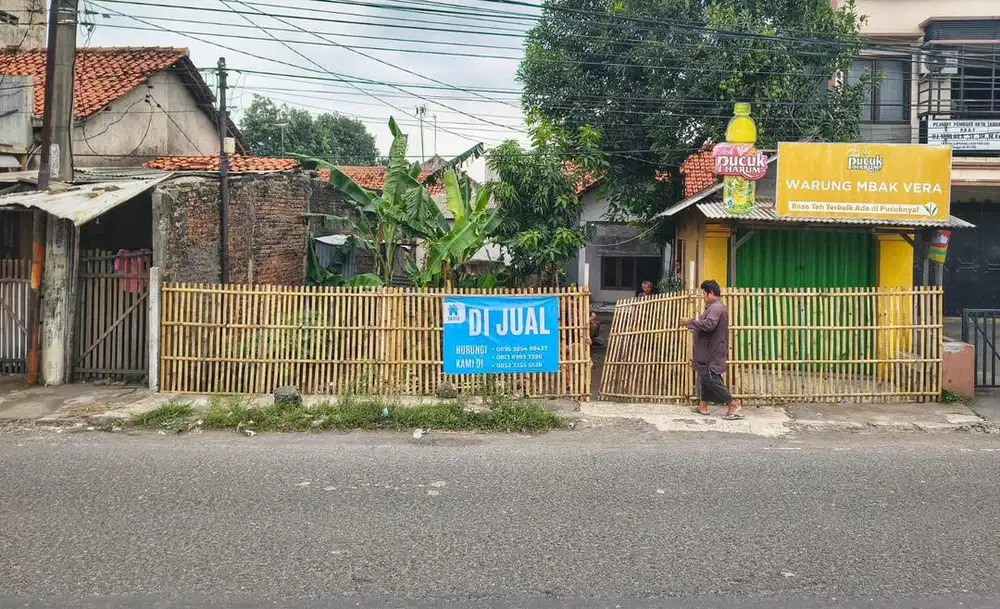 TANAH beserta BANGUNan DI [kemlaka] - CUMA 15 MENIT DARI TOL!