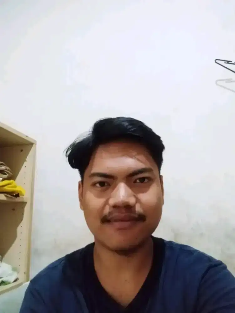 Info loker nya dong barang kali ada yang mencari pegawai ngurus kucing