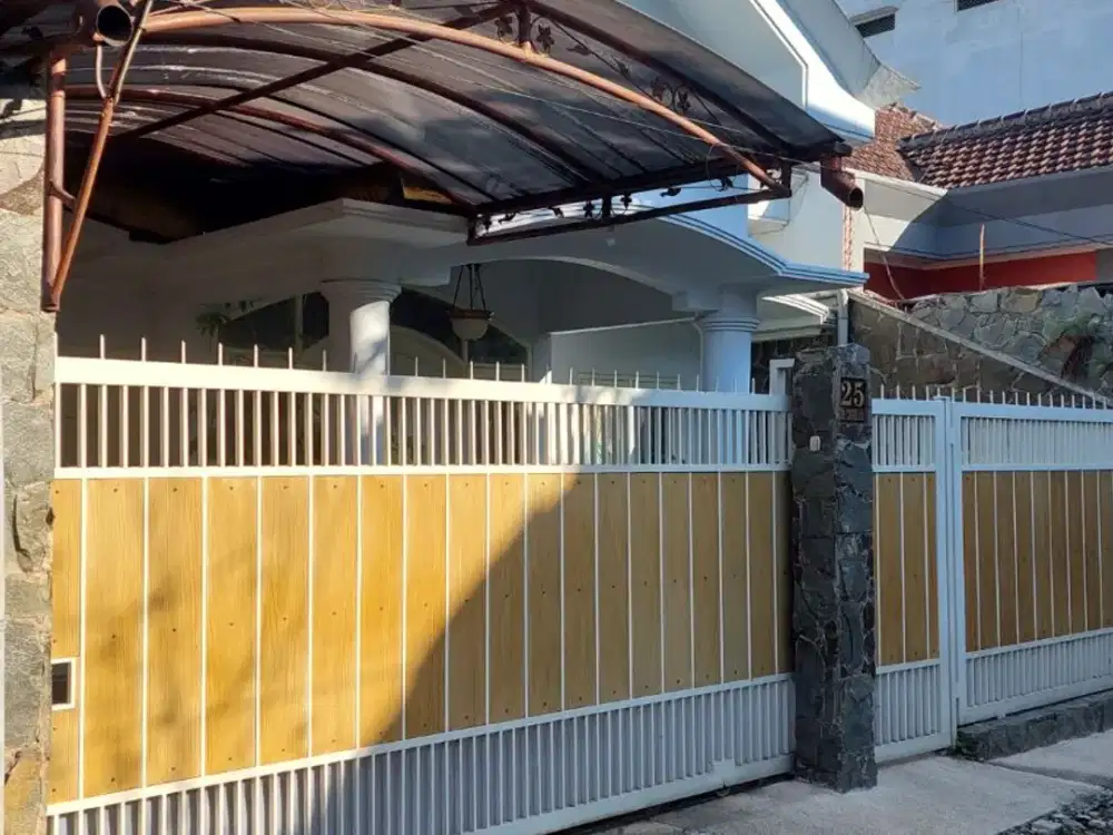 DIJUAL CEPAT RUMAH DI CENGGERAYAM & LUAS – TENGAH KOTA MALANG DEKAT KAMPUS