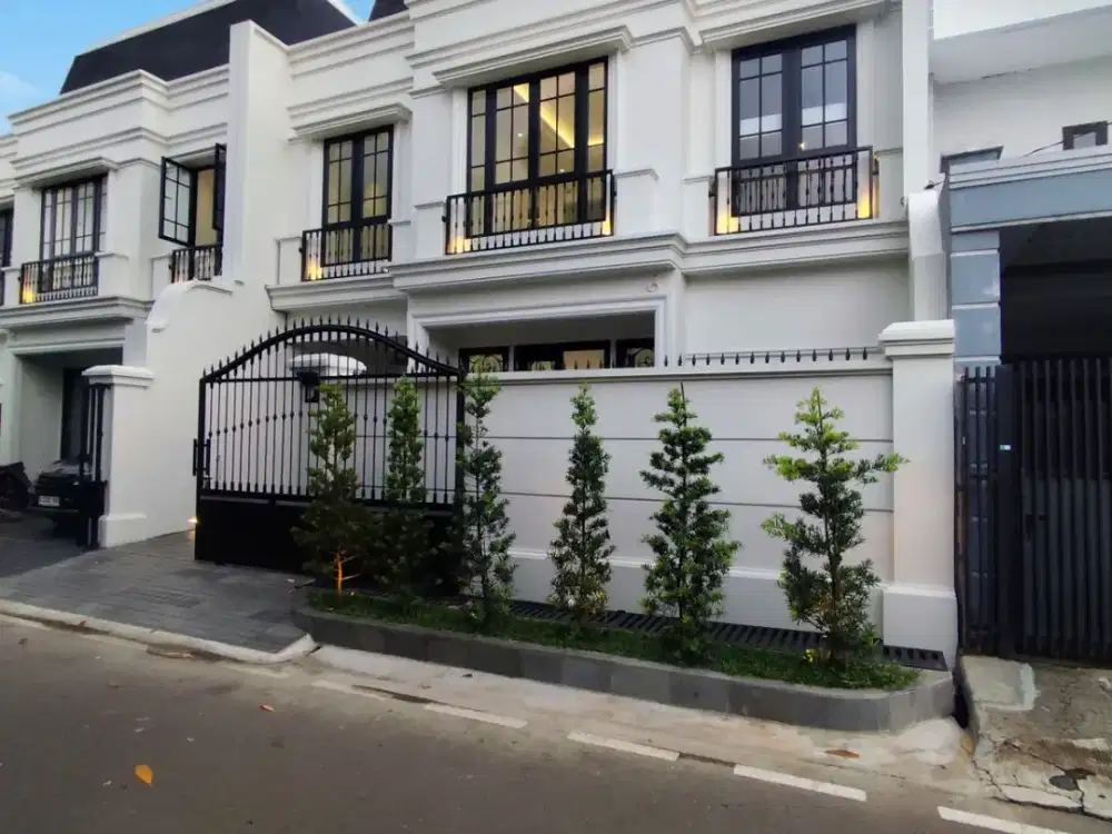 Dijual Rumah baru dlm komplek premium di jakarta pusat, bebas banjir, lokasi tenang