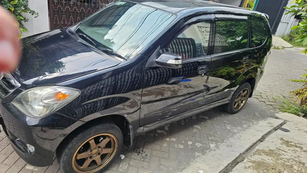 Daihatsu Li Xenia 2011 Bensin