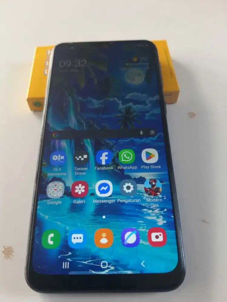 Samsung M20 ram 3/32gb 4G.