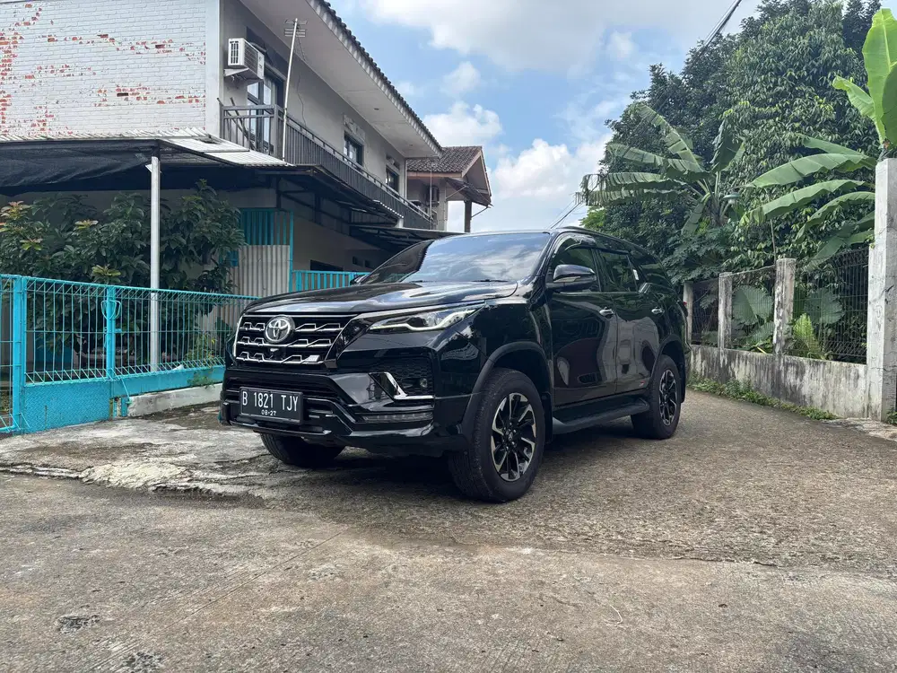 Toyota Fortuner GR Sport 2022 Diesel AT Matic Ganjil