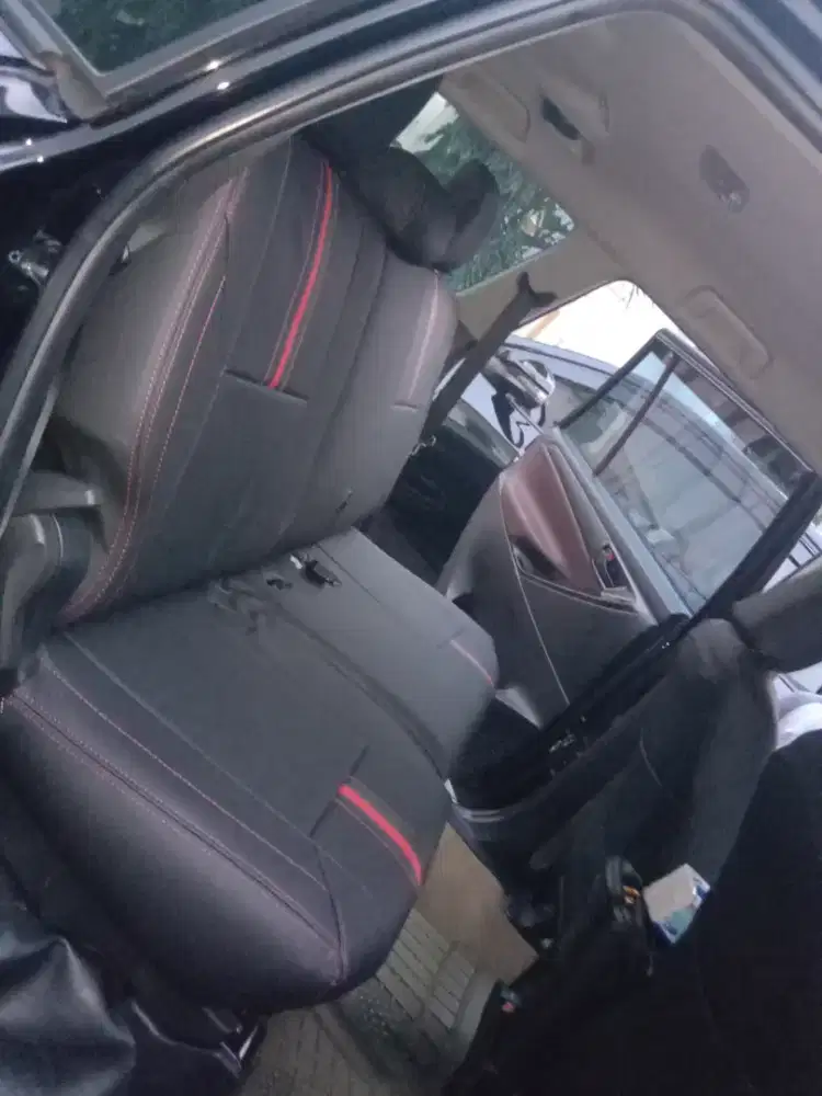 Pusat sarung jok mobil terdekat