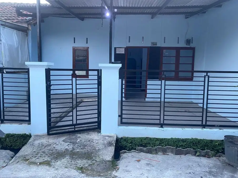 Rumah siap huni 2 Kamar tidur, bebas banjir, Alamanda Regency, Bekasi.