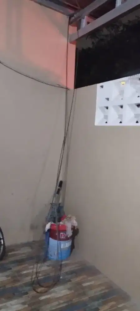 DIJUAL CEPAT BESI SISA BANGUNAN