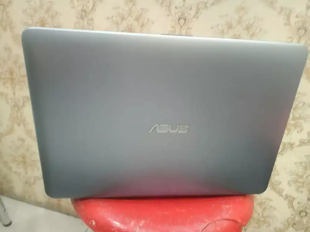 Lactop Asus X441B mulus speaker dikit jembret SM cas aja