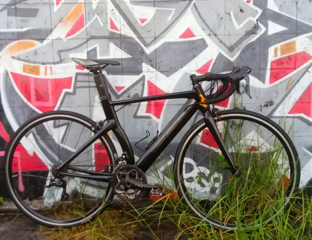 Sepeda Roadbike frc85