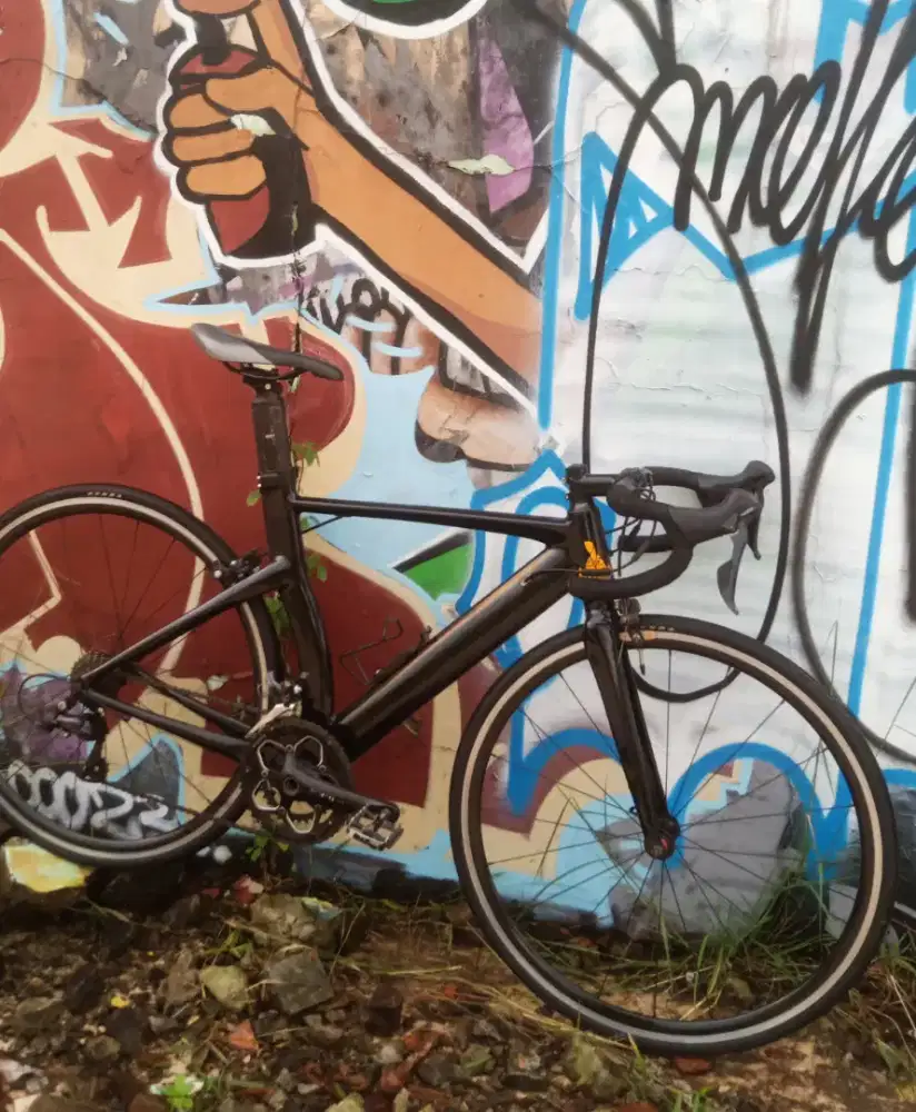 Sepeda Roadbike frc85