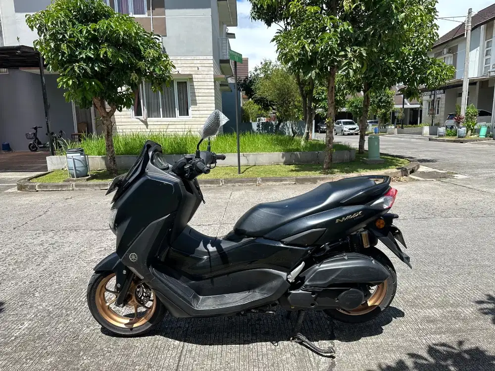 Nmax 2022 kM 35 rb setangan motor matic yamaha n max bandung pcx matik
