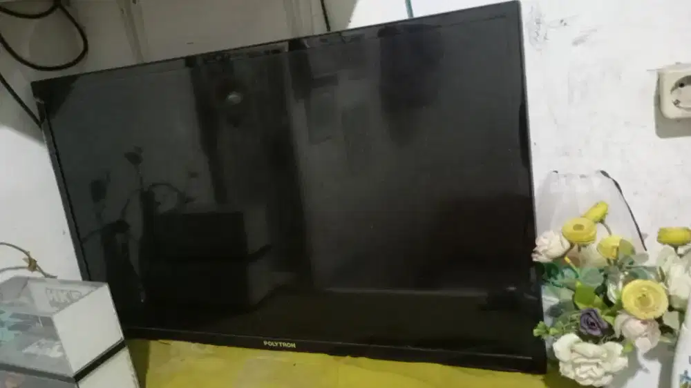 Di jual tv Polytron