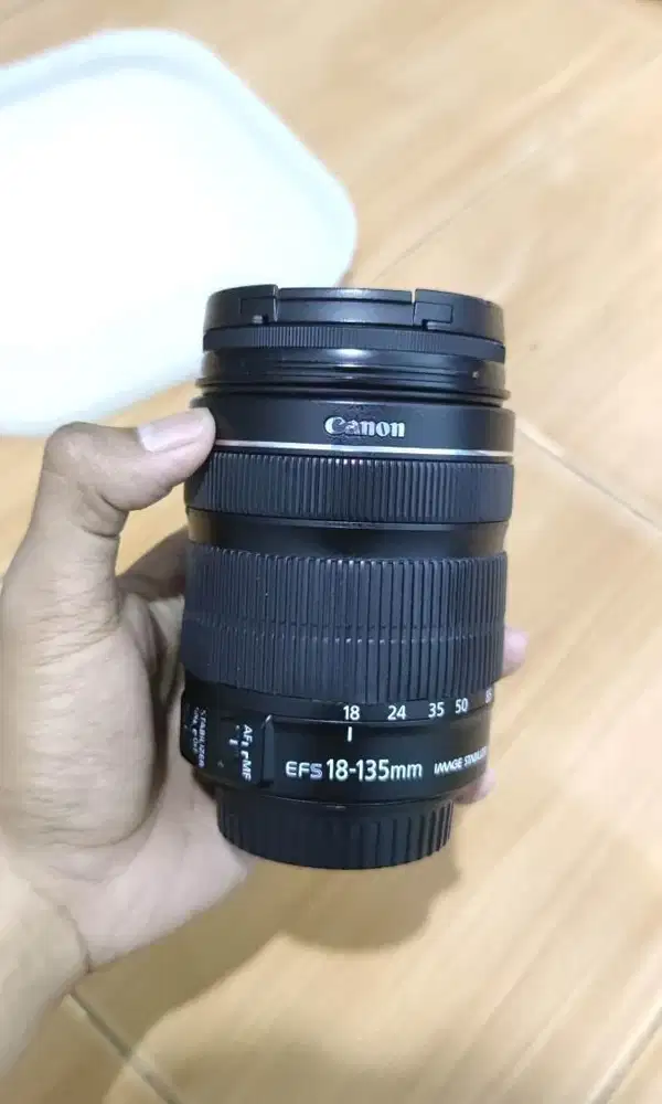 lensa 18-135mm ( dicari untuk dibeli