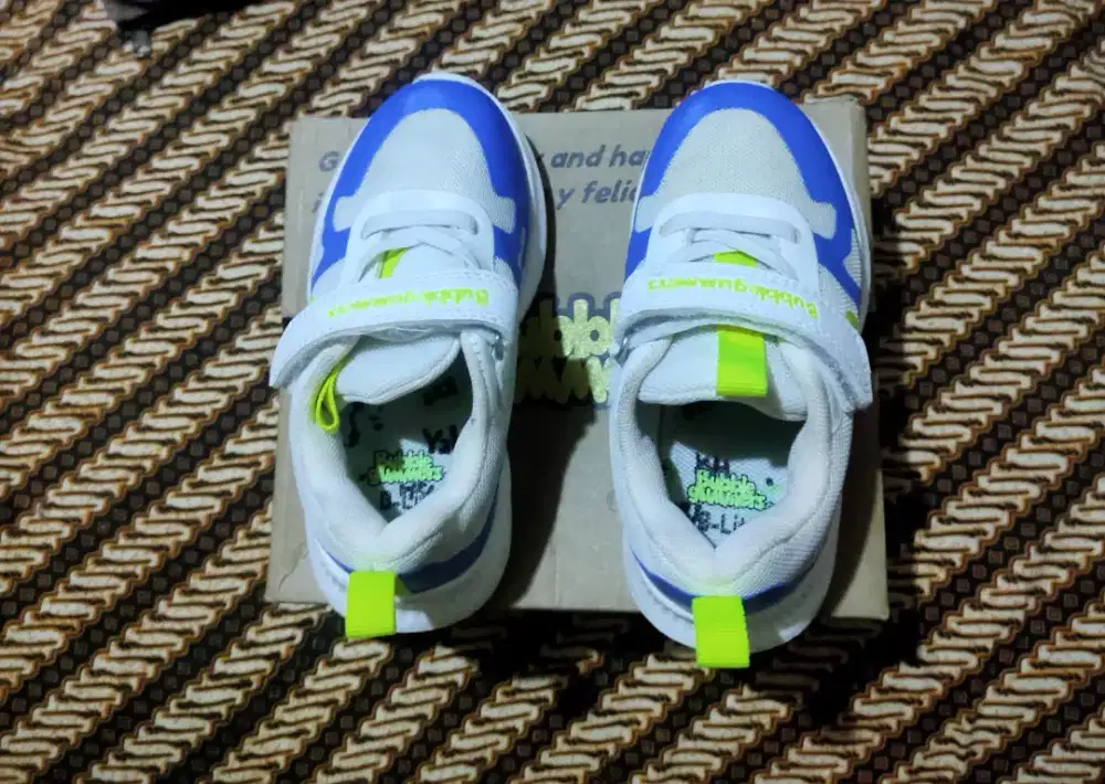 sepatu sneaker anak-anak Bubblegummers,