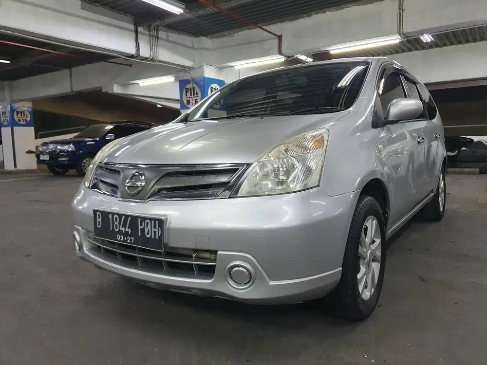Grand Livina TDp5JT Mdl 1.5 XV AT 2013 FullOriginal SepertiBaru Gresss