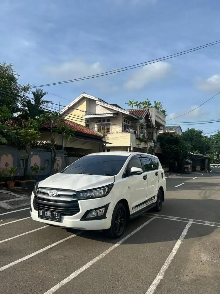 innova reborn V metik bensin