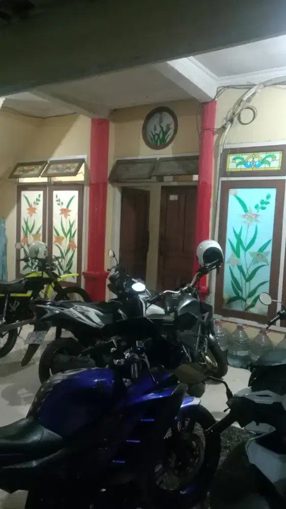 KOST AC KERTAJAYA SURABAYA.