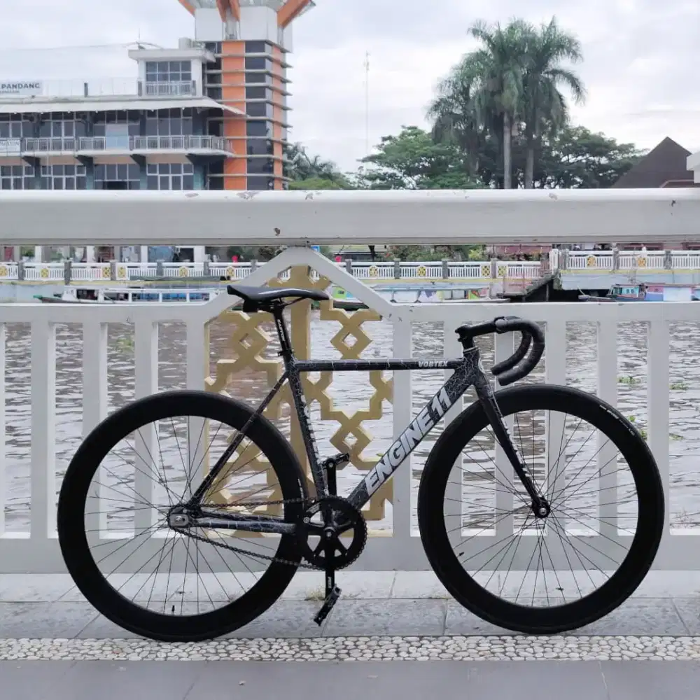 Sepeda Fixie Track ENGINE 11 Vortex | Complete Bike Only