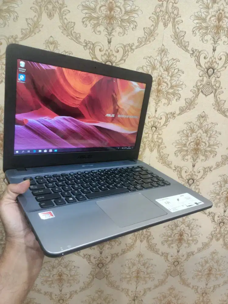 Lactop Asus X441B mulus speaker dikit jembret SM cas aja