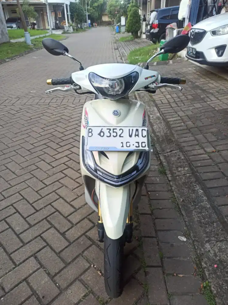 MIO PAJAK HIDUP PLAT PANJANG