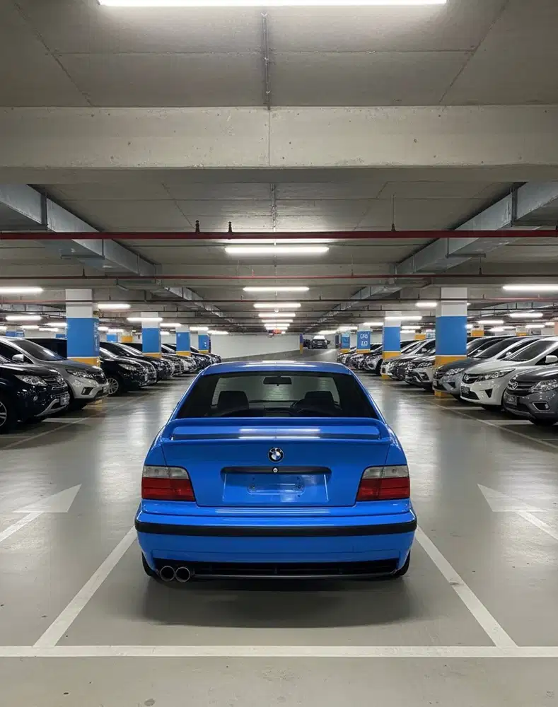 BMW 318i 1992 Bensin