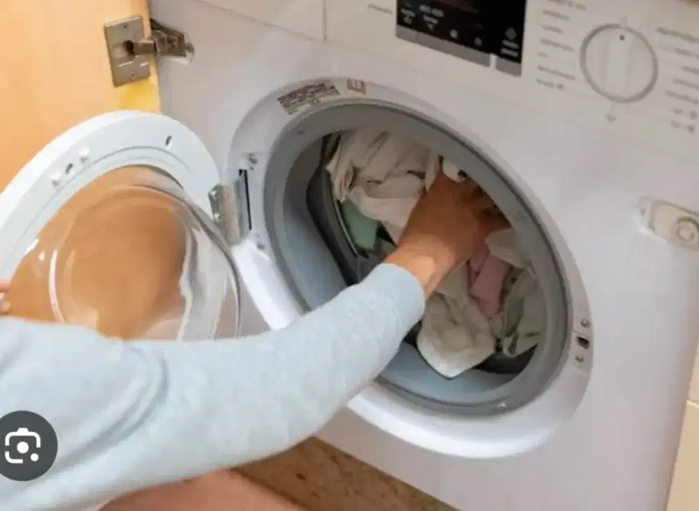 Karyawan laundry berpengalaman