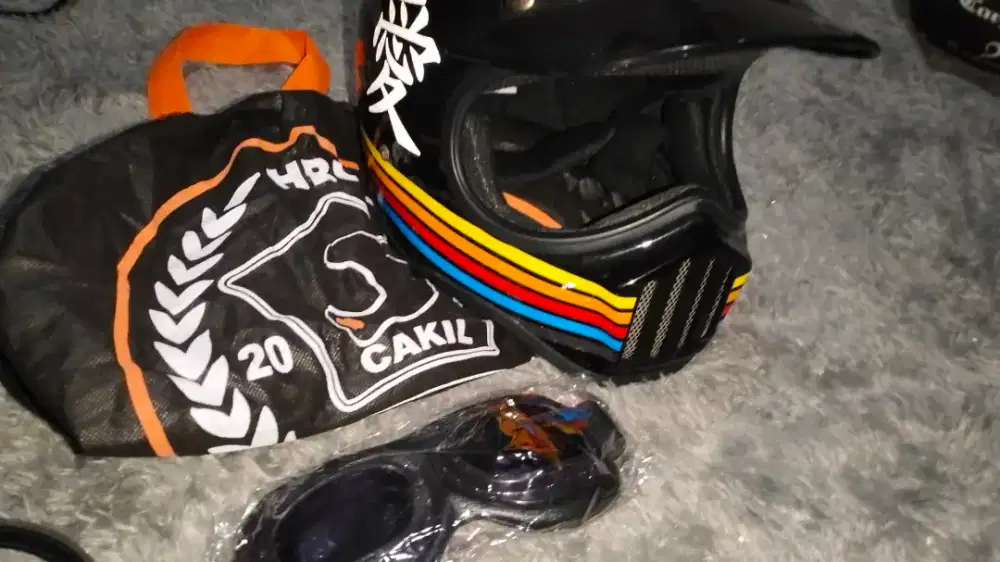 HELM CAKIL ALLSIZEEE