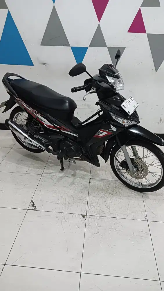 Honda New Supra X 125 FI SW 2022 Dp.100 Perak