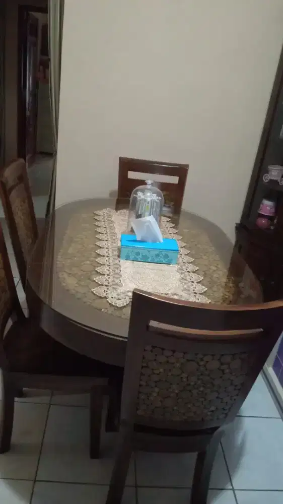 Meja makan kayu Jati motif 4 kursi