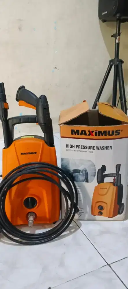 Maximus buat cuci mobil motor