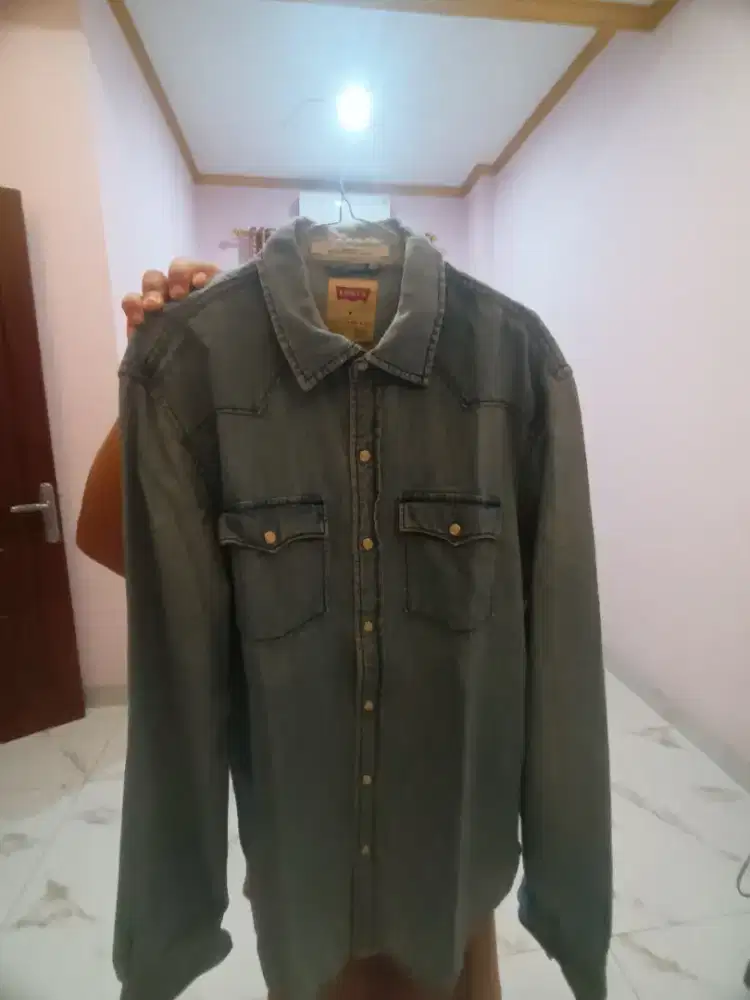 Kemeja Levis Denim Pria
