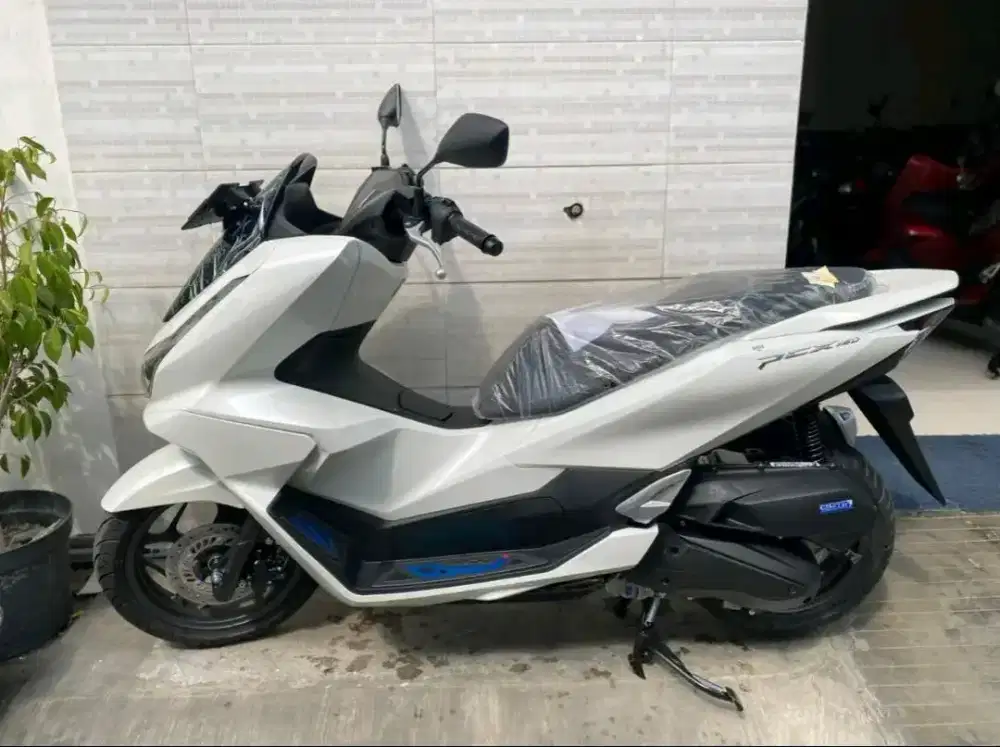 HONDA PCX 160 CBS WHITE